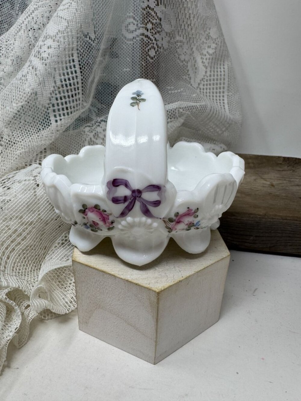 VTG Westmoreland Basket Dish Milk Glass Painted Floral Split Handle